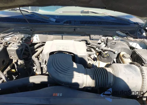 2003 Ford F-150 Lariat/Xlt from USA, damaged, VIN 1FTRW07LX3KB91327